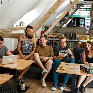 https://dream-hostel-warsaw.warsawhotelspoland.com
